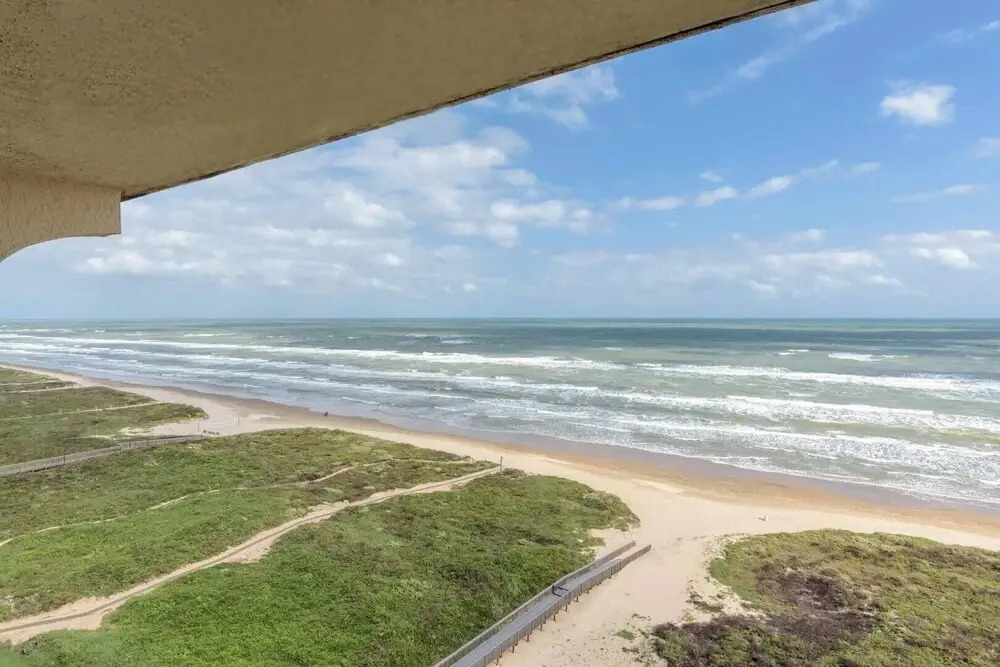 Ocean Vista #1004