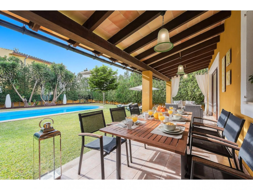 Beautiful Holiday Home In Alcudia With Pool