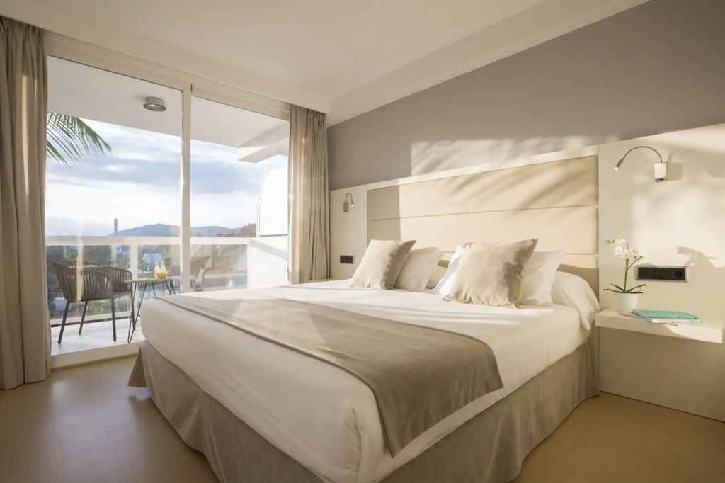 Las Gaviotas Suites Hotel & Spa