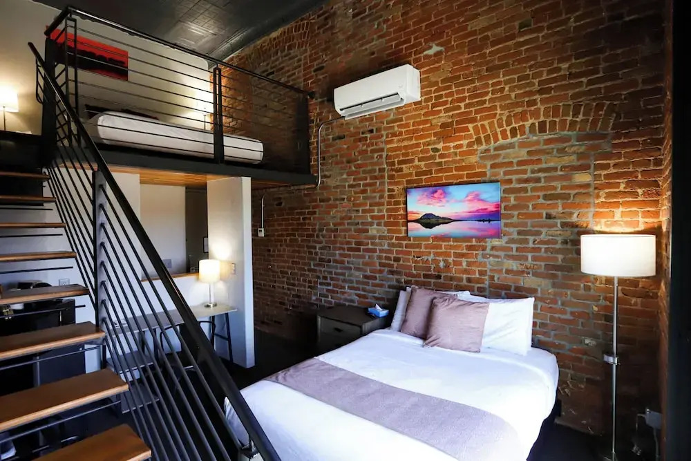 The Hotel Sturgis