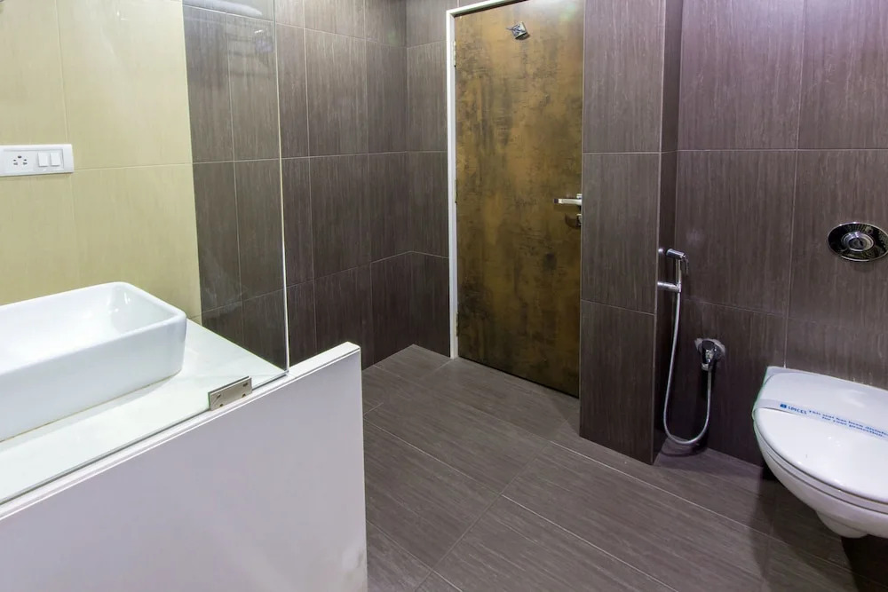 Zo Rooms Kopar Khairane