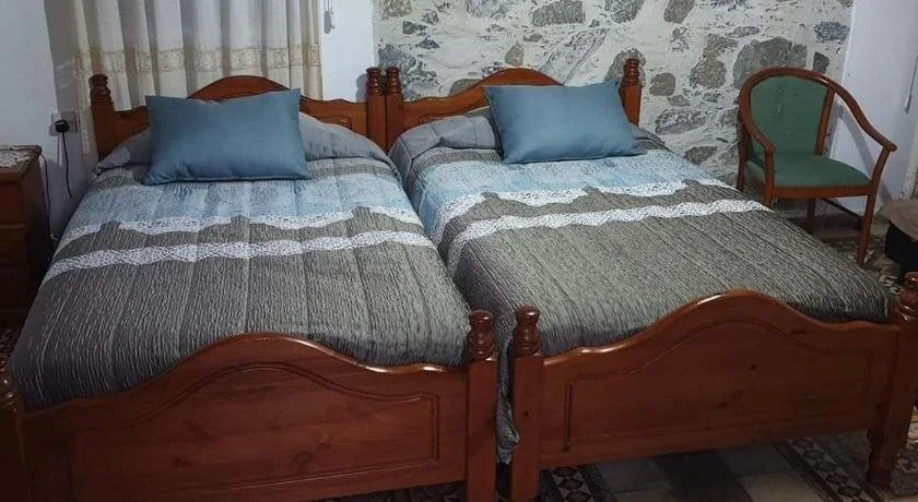 Two Flowers Hotel