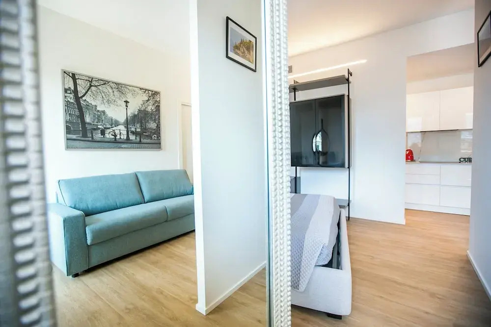 Como Lakeside Suites