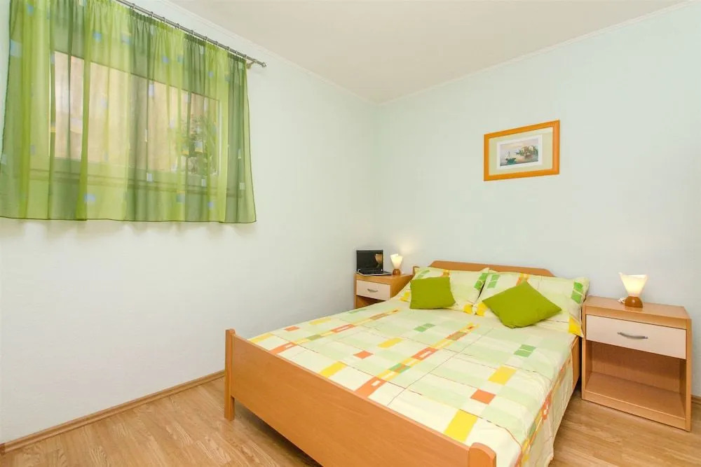 Apartments Zecic