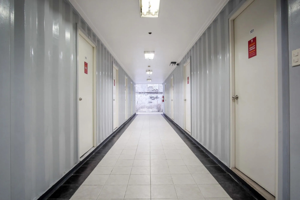 ZEN Rooms Basic Metrodeluxe Pasay