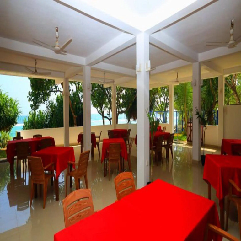 Paradise Beach Resort & Diving school