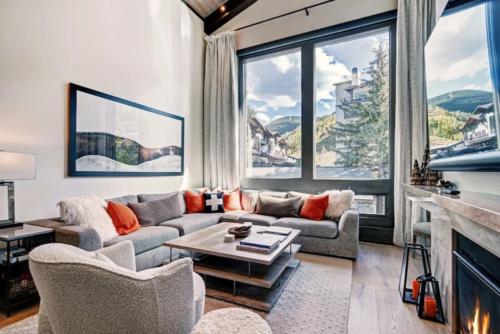 Elegant 3 Bedroom Condo Lodge at Vail by RedAwning - Save 20% on 7+ Nights!