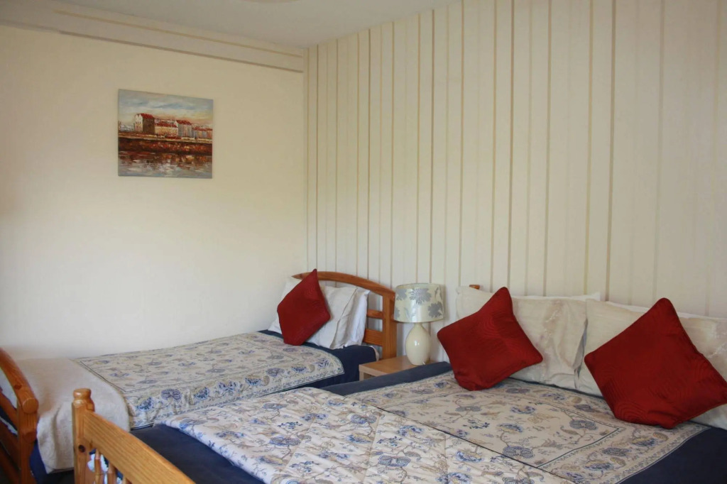 Seamount House B&B