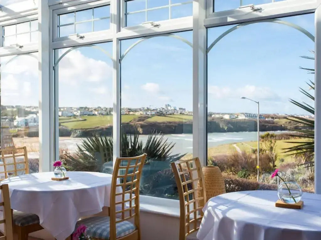 Porth Beach Hotel