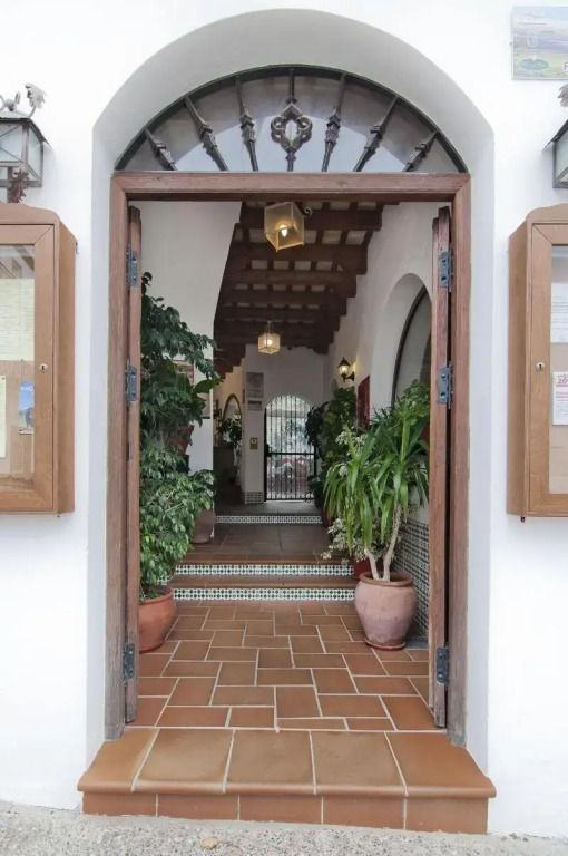 Hotel Restaurante Blanco y Verde