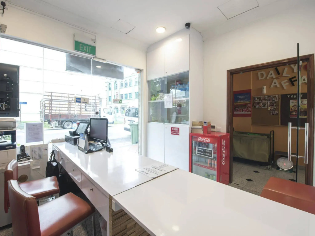 Snooze Inn Dickson Road - Hostel