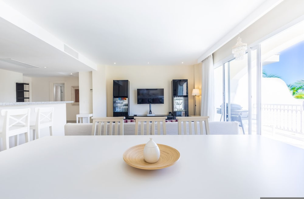 Iberostate 2BR Condo - Terrace Lake Golf Views