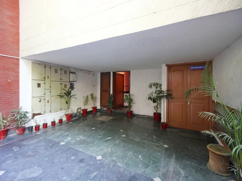 OYO Flagship 592 Hauz Khas Village