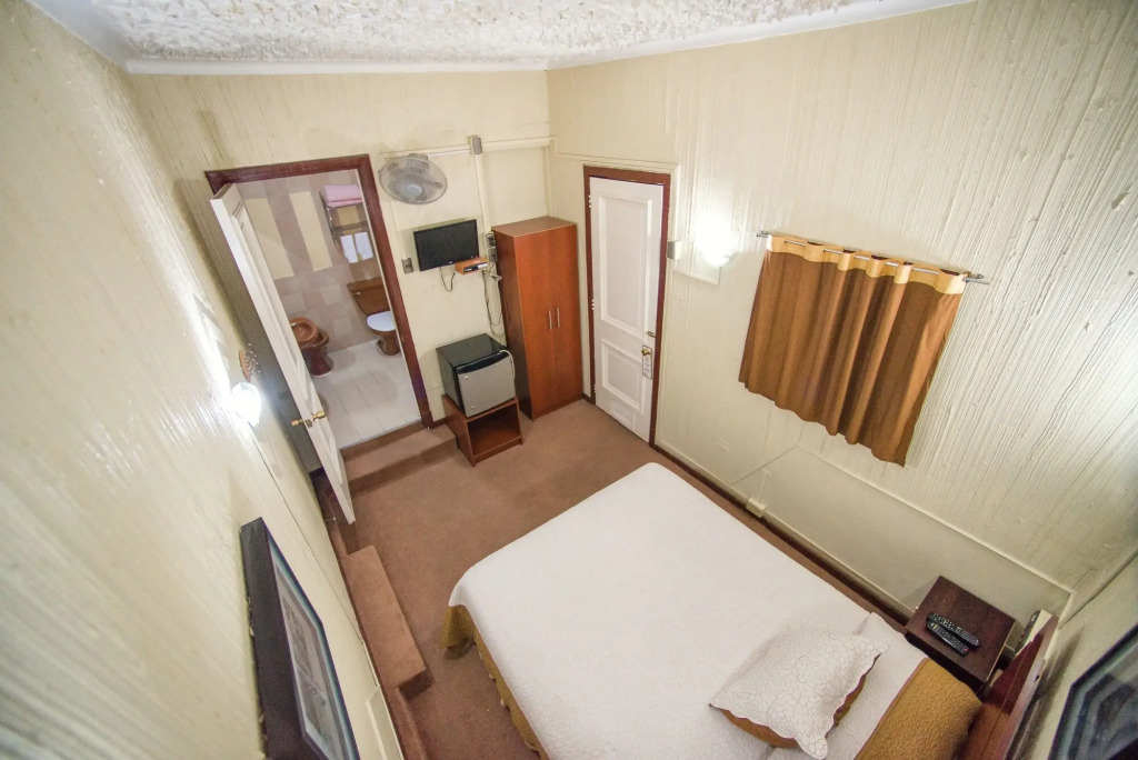 Hotel Sahara Inn