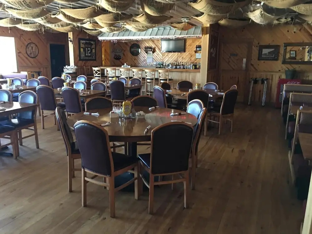 Southfork Motel and Grill