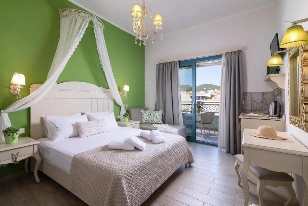 Villa Anthelion