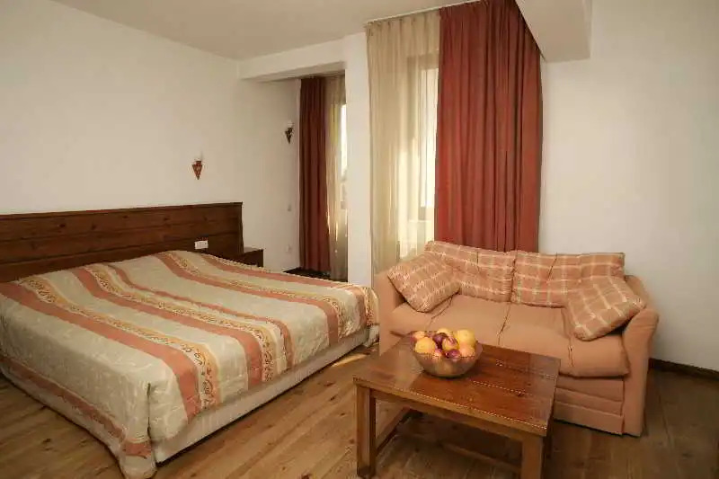 Banderitsa Hotel and Casino