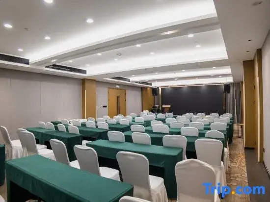 Pinman Chen Hotel (Changsha Wanjialli & Gaoqiaobei Metro Station Branch)