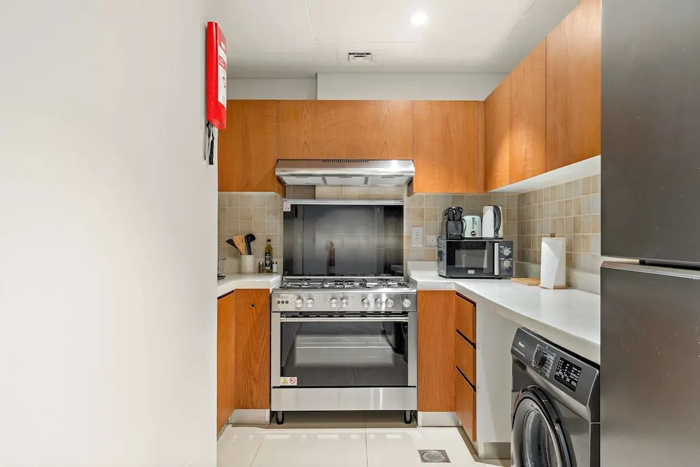 Silkhaus Exclusive 1BR Stay at Julphar Tower