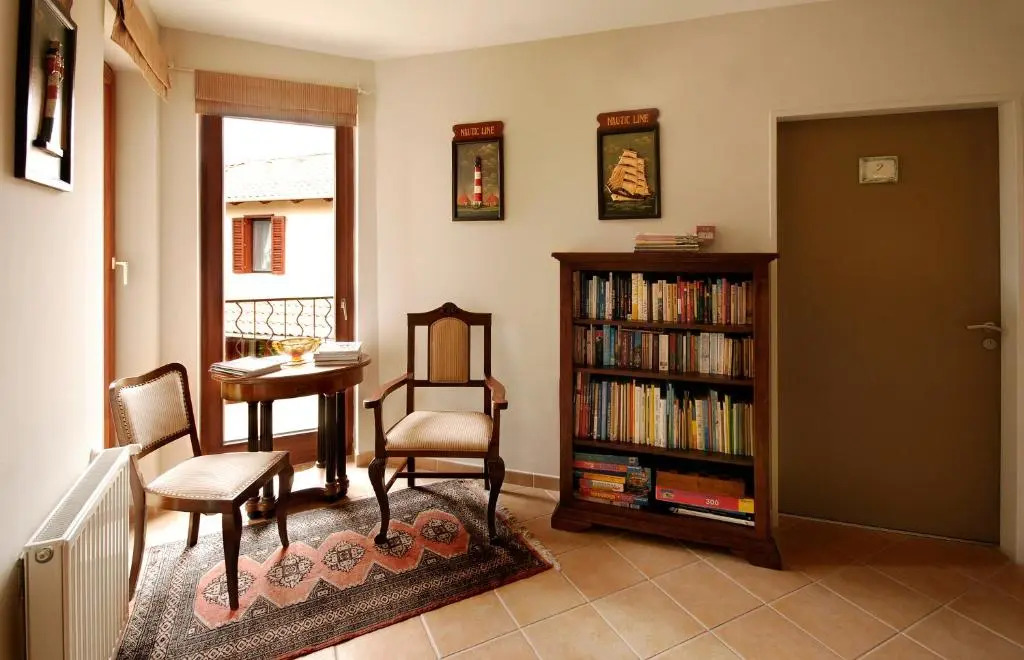 Hullám Villa B&B