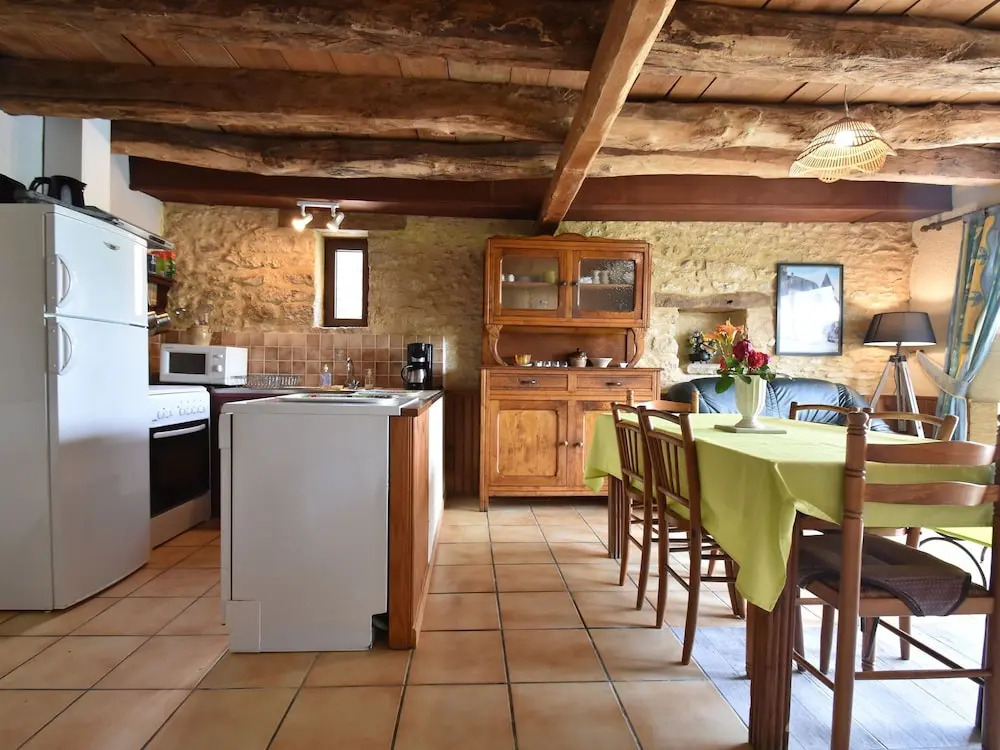 Holiday Home With Very Beautiful View of Marquay , Close to the Caves