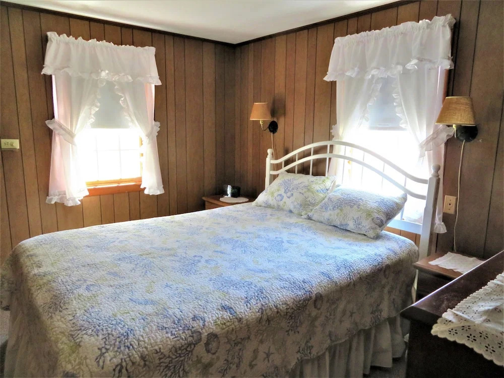 41 Patterson - 2 Bedroom House
