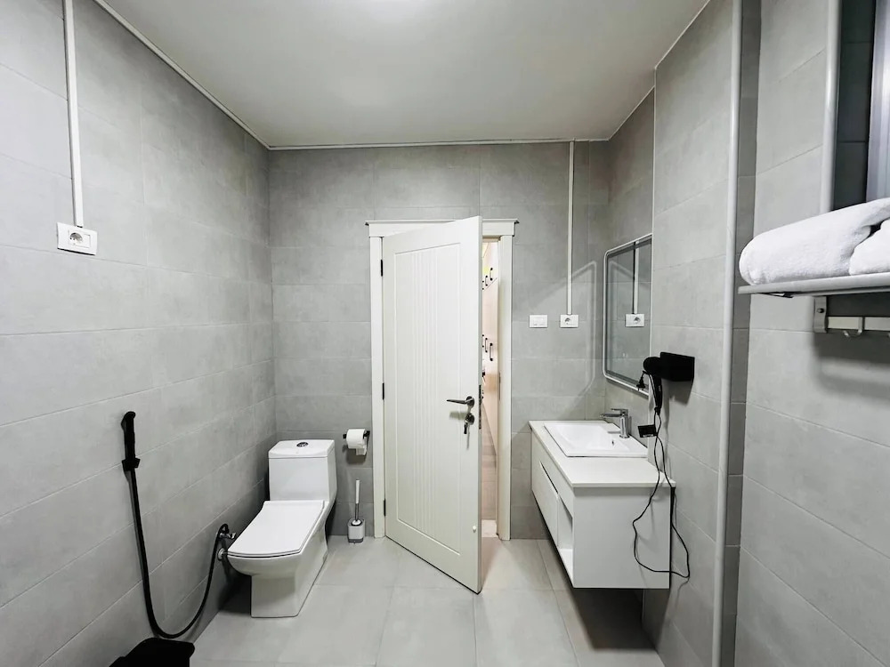 Addis Home & Comfort