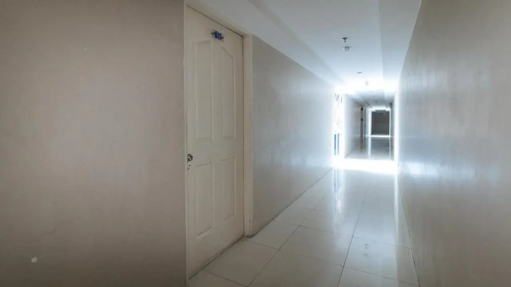RedDoorz Plus @ Buendia Ave Makati