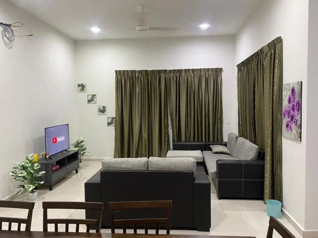 SMS Homestay