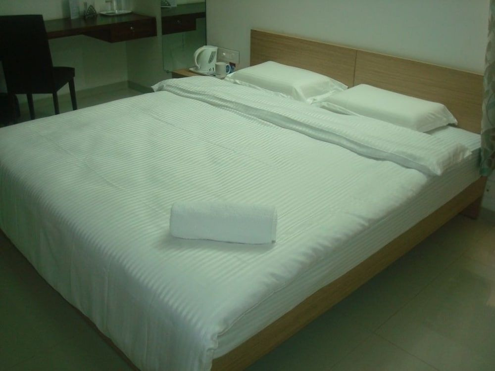 KNY Service Apartment