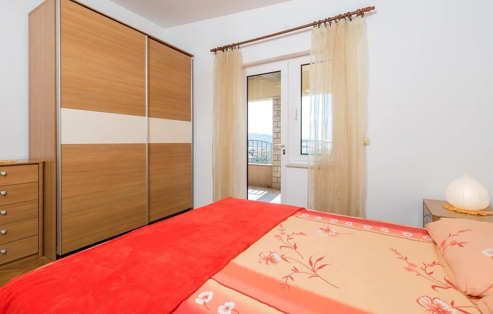 Awesome Home in Pag With Wifi and 3 Bedrooms