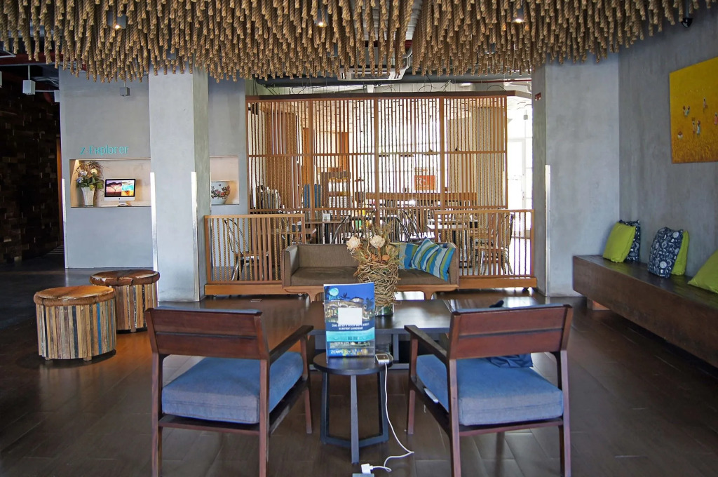 Mooz Hotel Surabaya