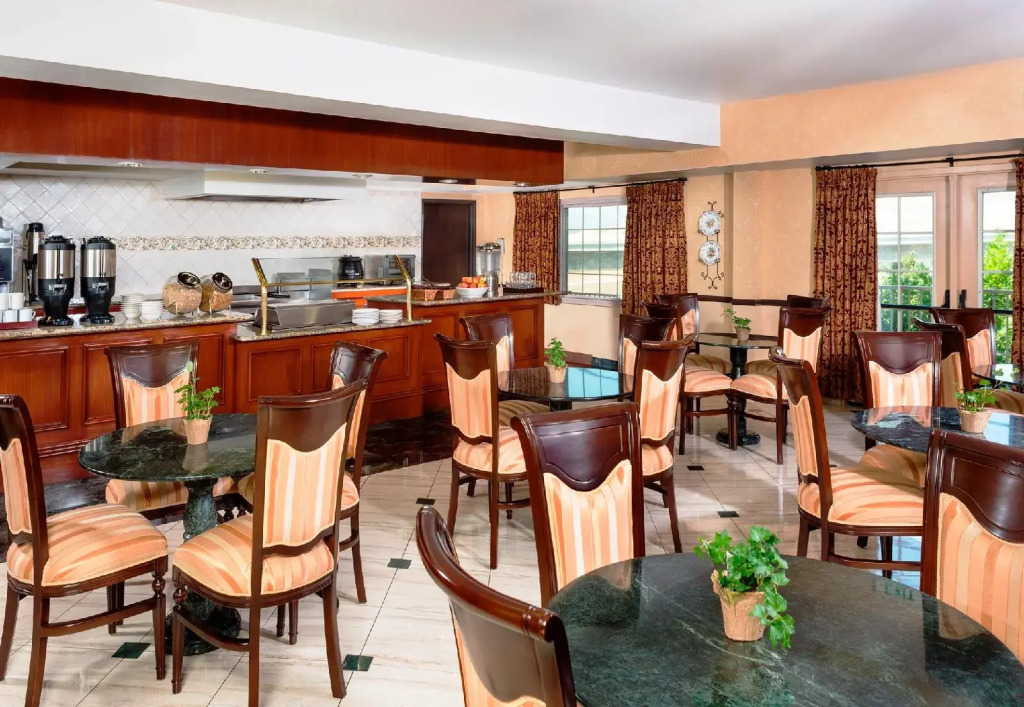 Ayres Suites Diamond Bar