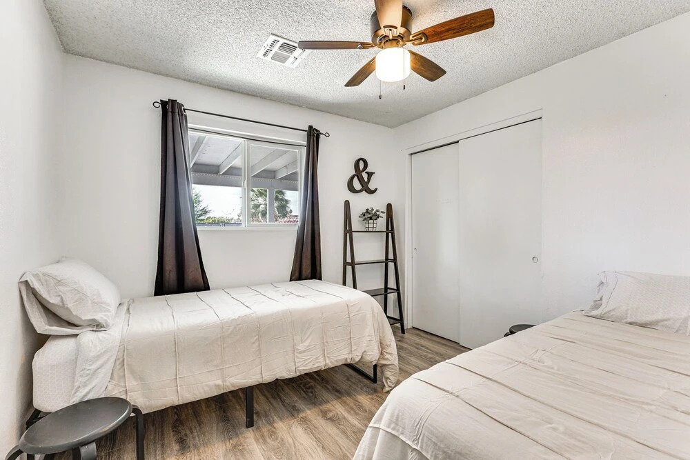 Modern Phoenix Home w/ Pool - 13 Mi to Downtown!