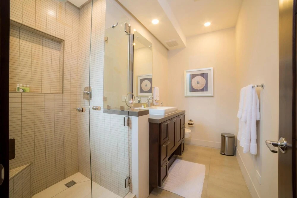 Miramar 4D - 3 bdr 3 Bath Ocean View