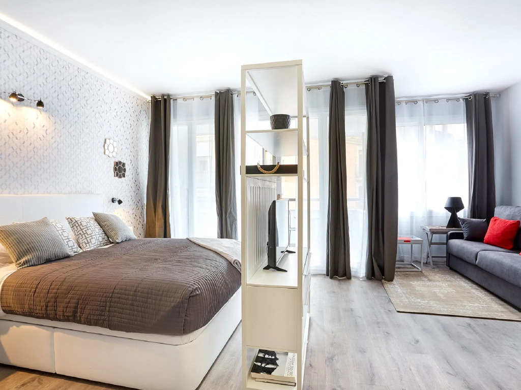 UD - MA31 Suite with terrace (1BR) 3A - MID TERMS RENTALS