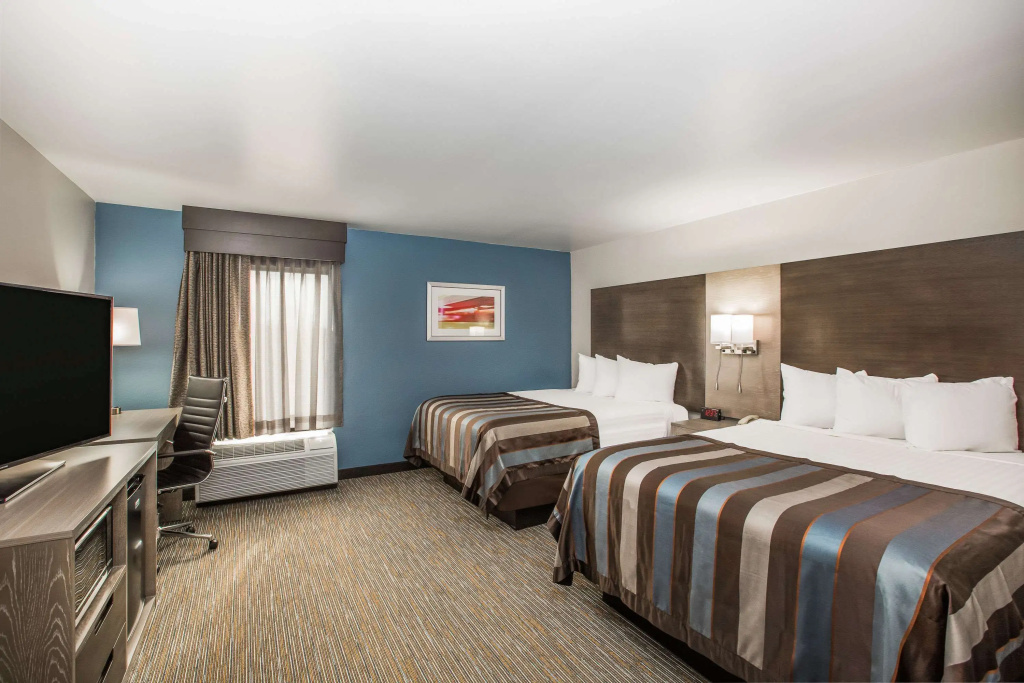 Wingate by Wyndham Louisville Airport Expo Center