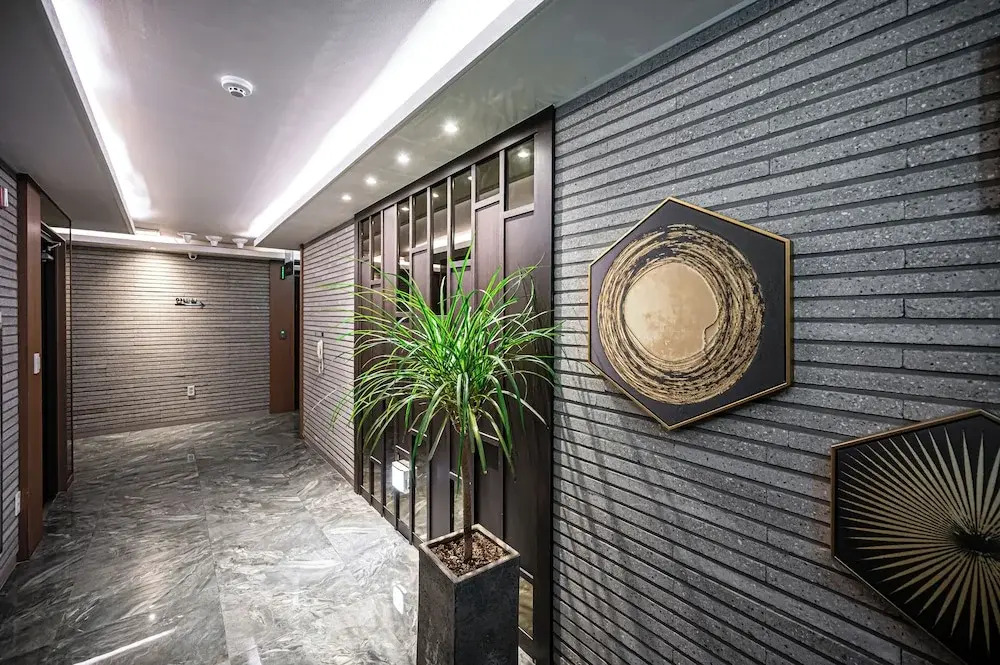 Hotel Bom
