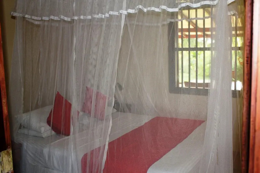 Peacock Point - Whole Villa 2 Bedroom (Sleeps 4)