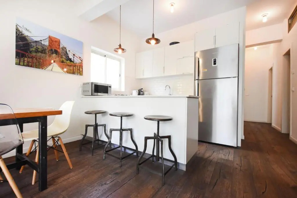 Sunny 3BR in Prague 8 by HolyGuest