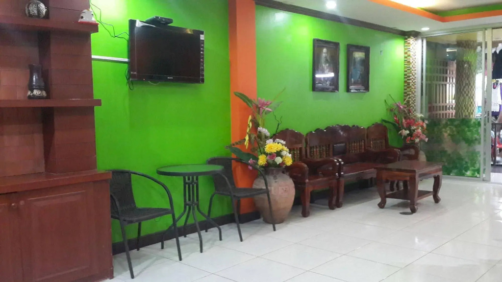 Silla Patong Boutique - Beach Walk Access