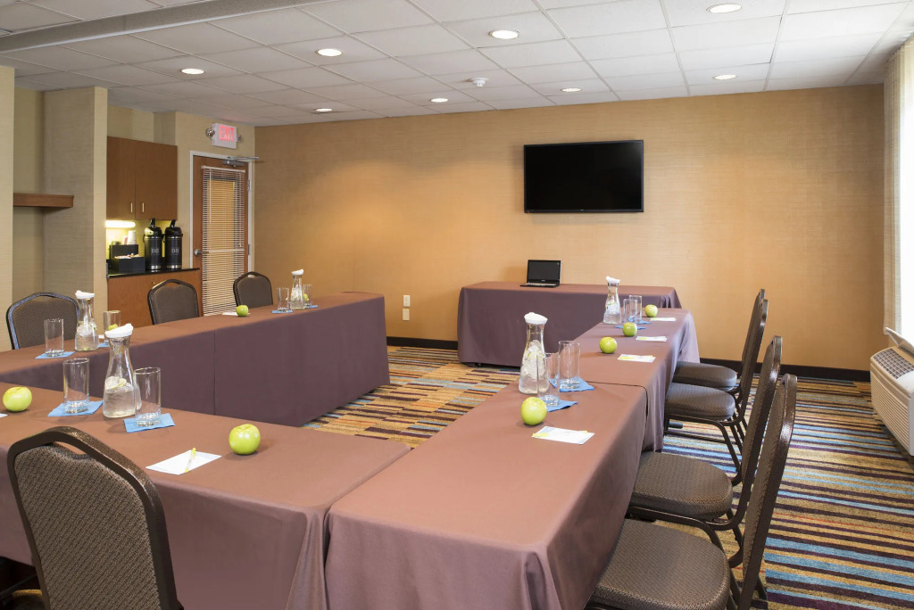 Fairfield Inn & Suites by Marriott Columbus East