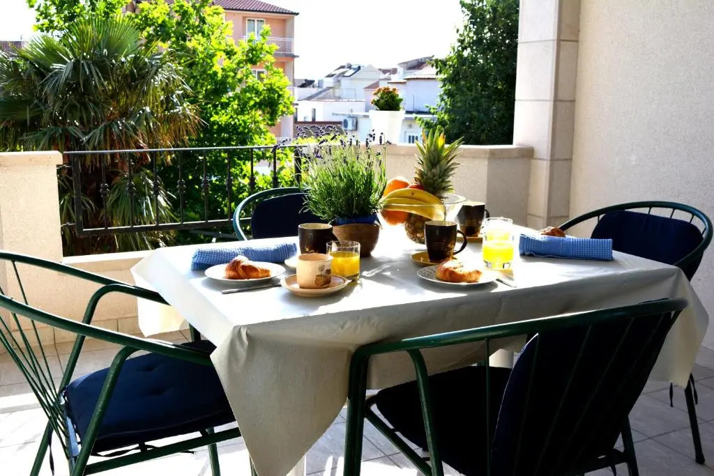 Apartments Villa Lili