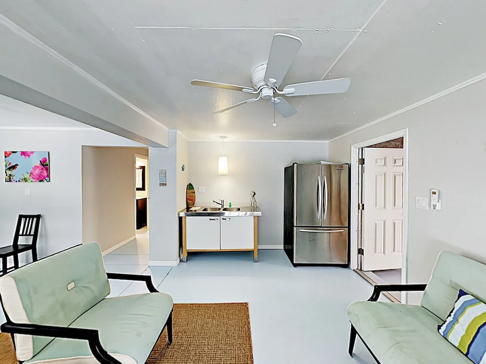 New Listing! Siesta Key Paradise W/ Private Pool 3 Bedroom Home