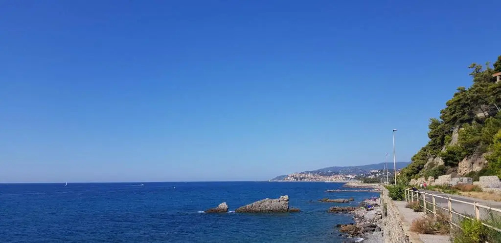 AdeleBeppe "The SeaView"