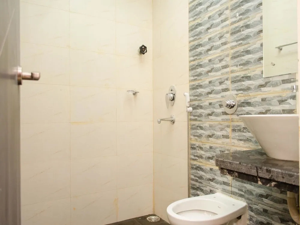 Super Collection O Behala Formerly Urban Guest House