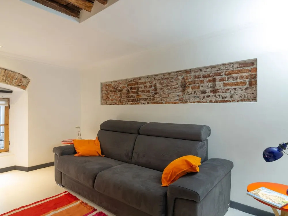 Picturesque Apartment in Genova With Balcony