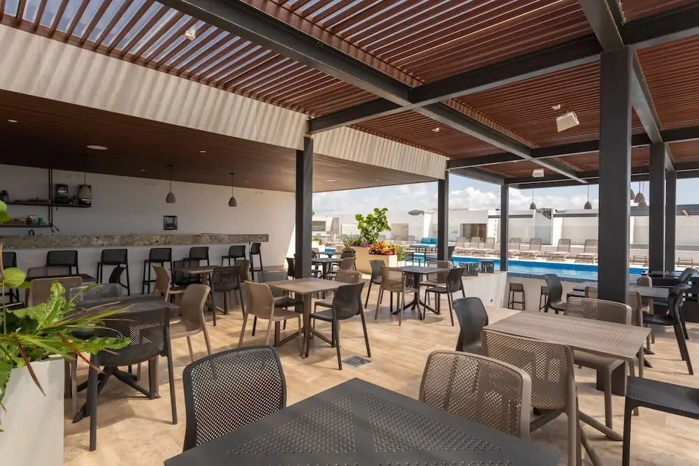 New Condo In Nice Vacation Complex - 5 People