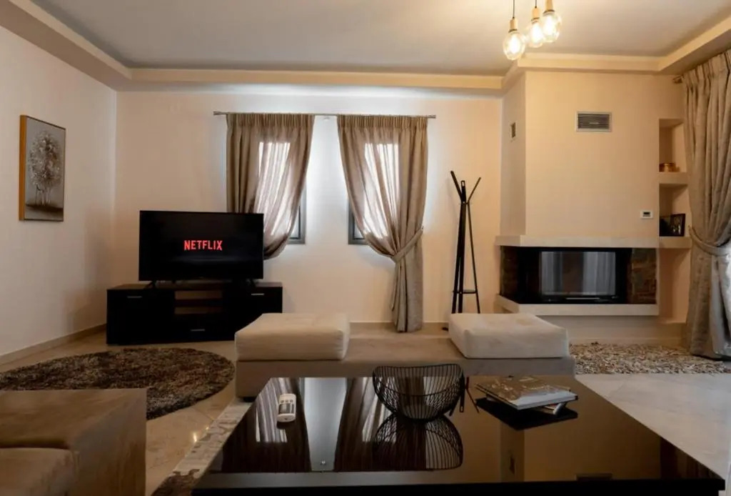 Meteora 360 apartment