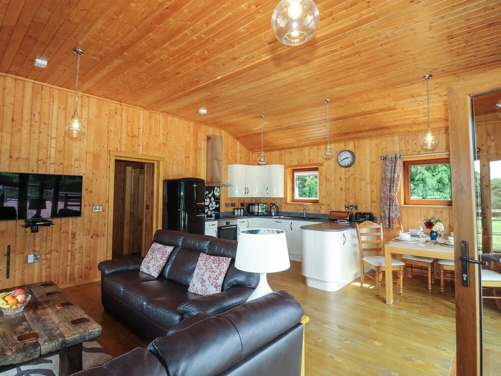 Barn Shelley Lodge